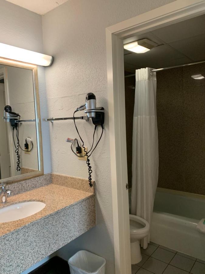 Pigeon Forge Parkway Inn Экстерьер фото